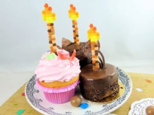 Minecraftowe świeczki urodzinowe 1